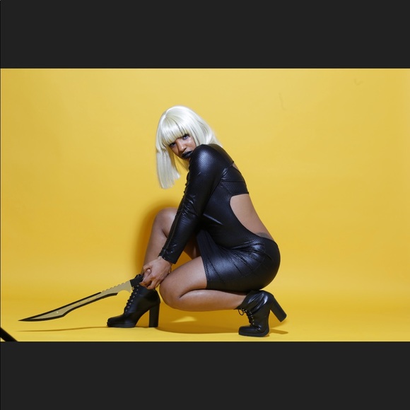 Black Dress - Picture 4 of 4